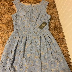 Vince Camuto dress with pockets